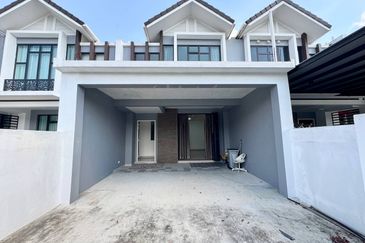 Dahlia @ Taman Seri Austin, Johor Bahru, Unblock View