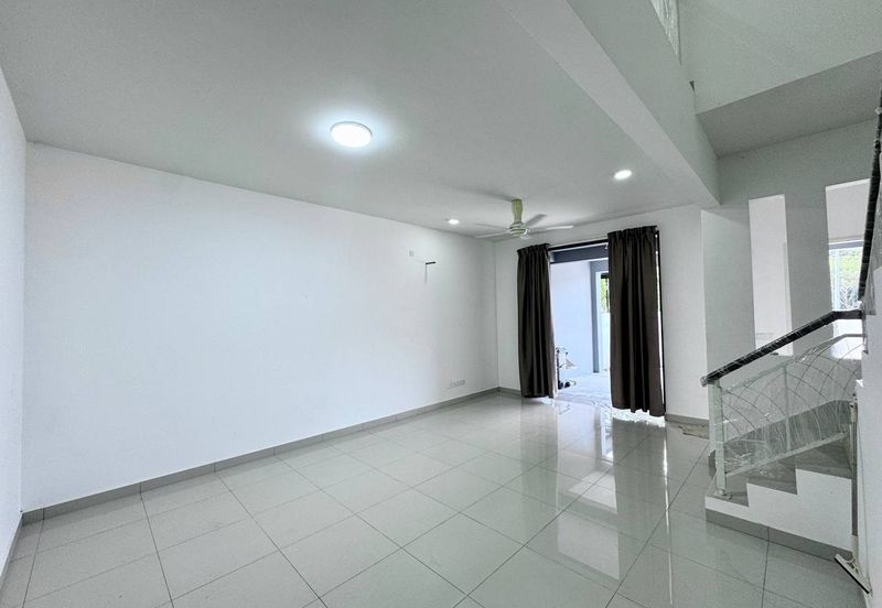 Dahlia @ Taman Seri Austin, Johor Bahru, Unblock View