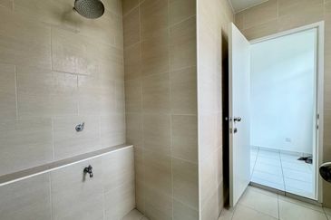 Dahlia @ Taman Seri Austin, Johor Bahru, Unblock View