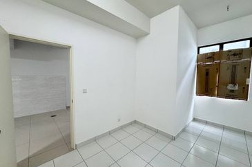 Dahlia @ Taman Seri Austin, Johor Bahru, Unblock View