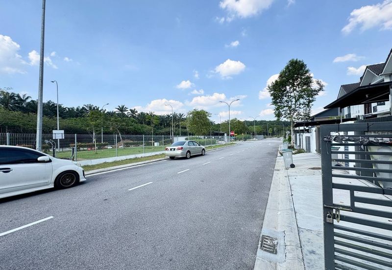 Dahlia @ Taman Seri Austin, Johor Bahru, Unblock View