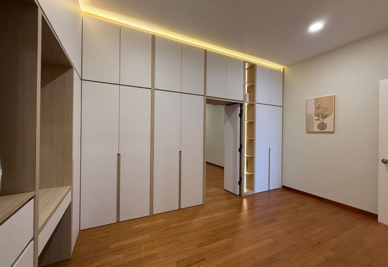 Sutera One @ Taman Sutera Utama, Skudai, 3 Storey Semi Detached For Sale,.Fully Renovated, Fully Furnish 