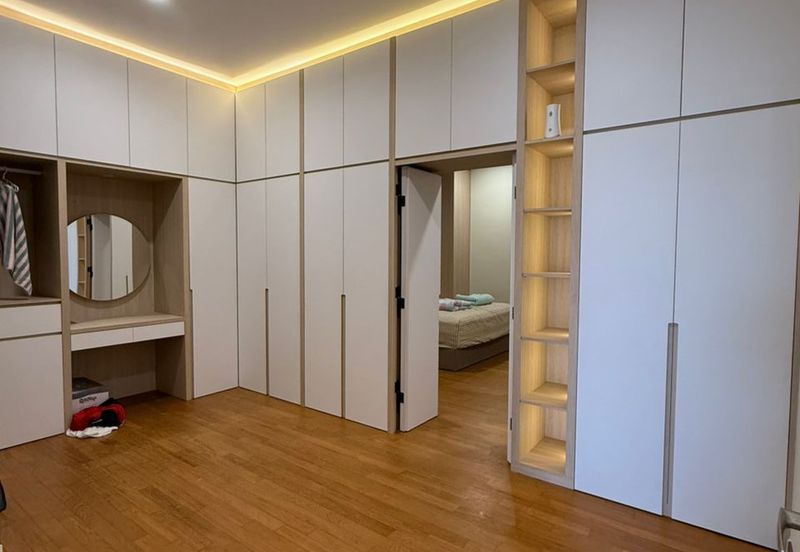 Sutera One @ Taman Sutera Utama, Skudai, 3 Storey Semi Detached For Sale,.Fully Renovated, Fully Furnish 