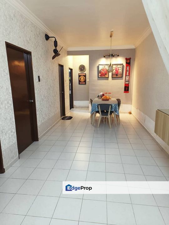 Taman Scientex Senai, Townhouse Ground Floor For Sale, Renovated , Johor, Senai
