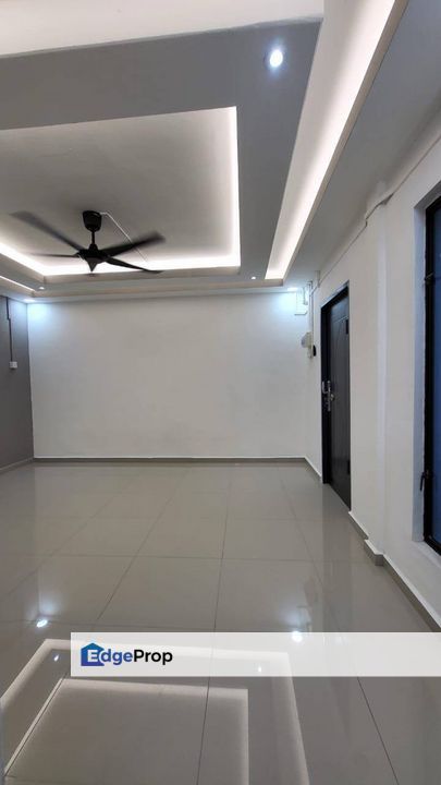 Flat Bandar Selesa Jaya @ Skudai, Ground Floor, Renovated Unit , Johor, Skudai