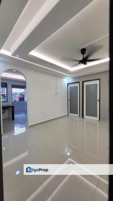 Flat Bandar Selesa Jaya @ Skudai, Ground Floor, Renovated Unit , Johor, Skudai