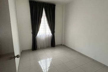Ria 1 Apartment, Taman Megah Ria