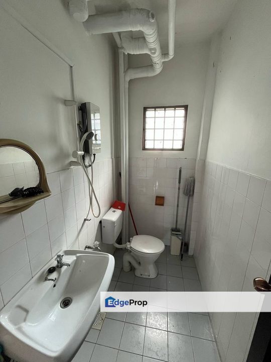 Ria 1 Apartment @ Taman Megah Ria,Masai, Good Condition,Full Loan , Johor, Masai