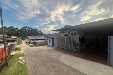 Kampung Poh Chee Leng