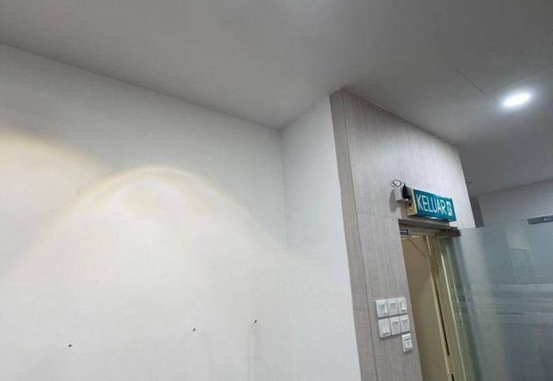 Taman Mount Austin @ 1st Floor Shoplot For Rent 