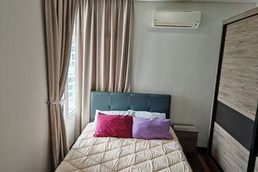 1Medini & Medini Signature