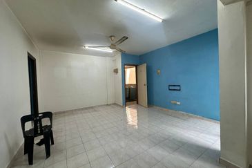 Pangsapuri Sri Intan, Bandar Baru Seri Alam