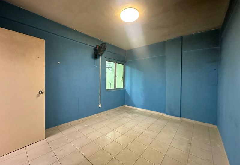 Pangsapuri Sri Intan, Bandar Baru Seri Alam