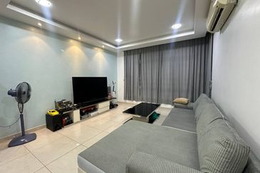 Golden Sands Seaview Residence