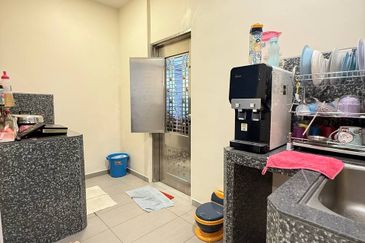 Bukit Indah Avenue 26 @ Villosa