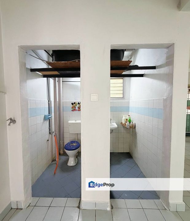 Flat Permas Jaya, 3rd Floor, Bigger Type , Johor, Johor Bahru