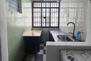 Rumah Pangsa Permas Jaya