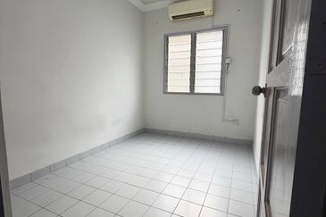 Rumah Pangsa Permas Jaya