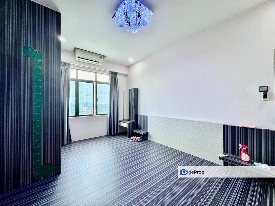 Jentayu Residency @ Tampoi, Renovated, 2 Parking Lots , Johor, Tampoi