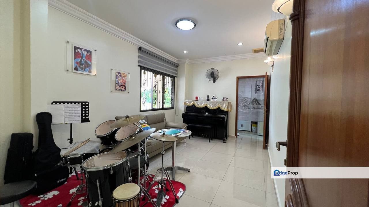 Kulai IOI Gate A @ Bandar Putra Kulai,johor Bahru , Johor, Kulai