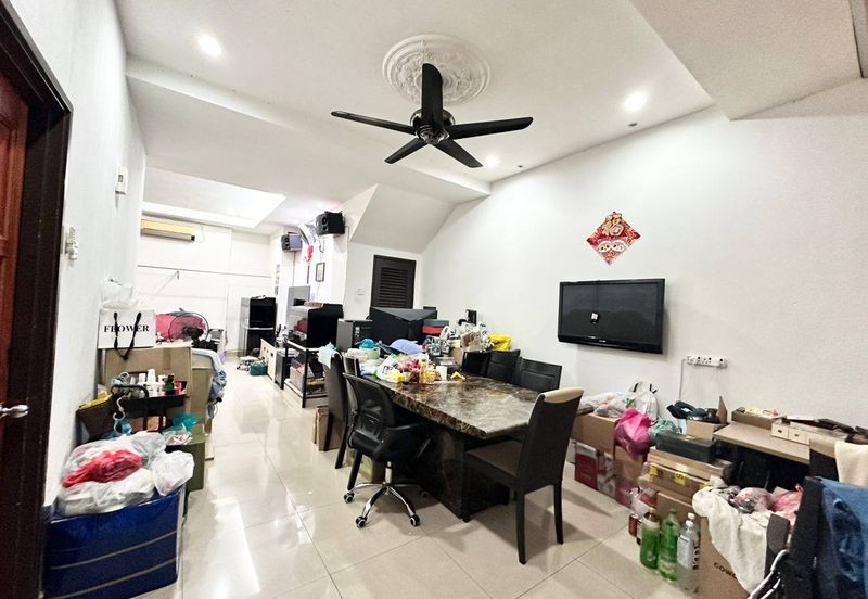 Villa Koi Bandar Selesa Jaya