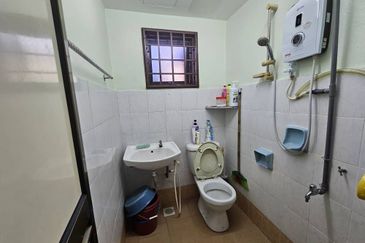 Lily & Jasmine Apartment