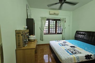 Lily & Jasmine Apartment