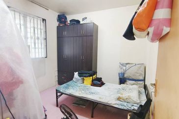 Flat Taman Ungku Tun Aminah