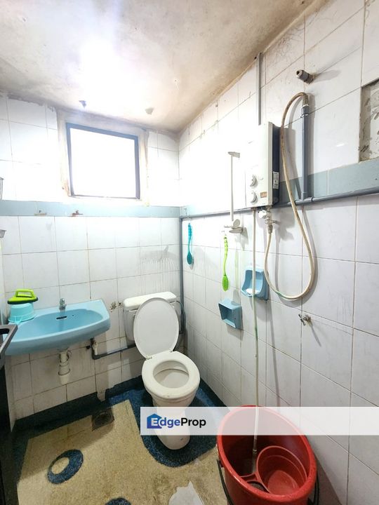 Lily & Jasmine Apartment @ Tampoi Indah, Level 1 , Johor, Tampoi