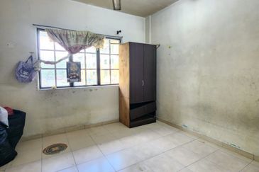 Lily & Jasmine Apartment