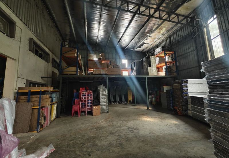 Tampoi Enterperneurs Park, Kawasan Perindustrian Kempas 