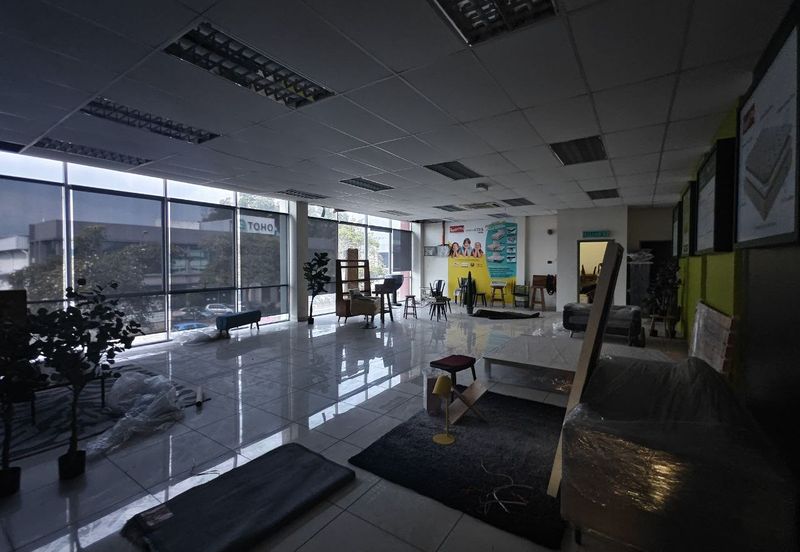 Tampoi Enterperneurs Park, Kawasan Perindustrian Kempas 