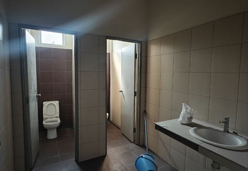 Tampoi Enterperneurs Park, Kawasan Perindustrian Kempas 