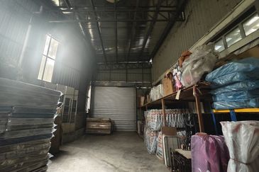 Tampoi Enterperneurs Park, Kawasan Perindustrian Kempas 