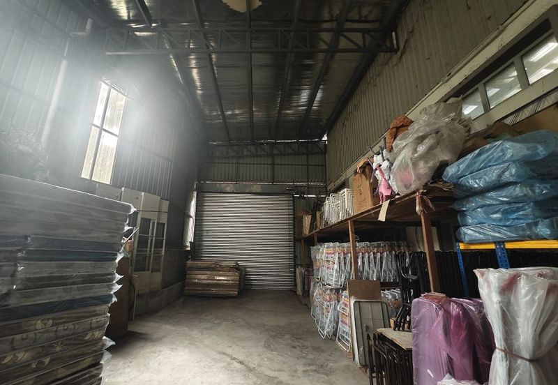 Tampoi Enterperneurs Park, Kawasan Perindustrian Kempas 