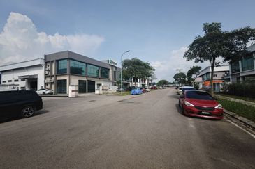 Tampoi Enterperneurs Park, Kawasan Perindustrian Kempas 