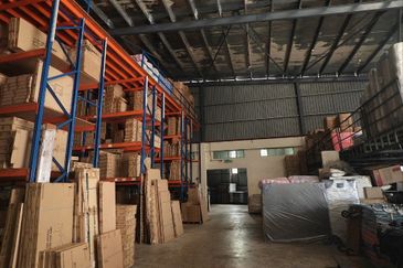 Tampoi Enterperneurs Park, Kawasan Perindustrian Kempas 