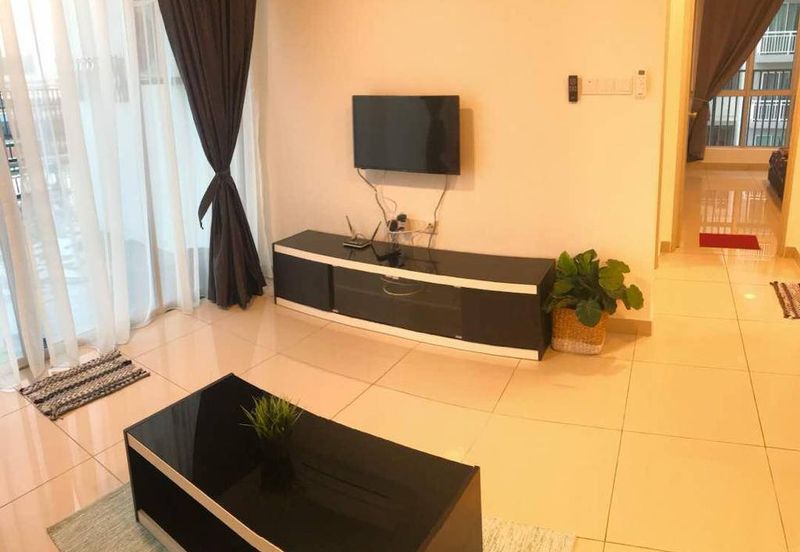 Aliff Avenue @ Tampoi, 2 Bed 2 Batb with big Balcony 