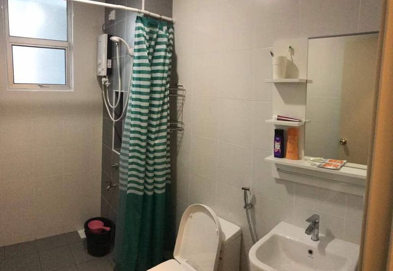 Aliff Avenue @ Tampoi, 2 Bed 2 Batb with big Balcony 