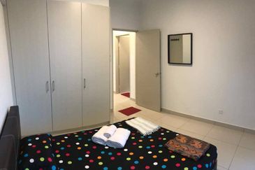 Aliff Avenue @ Tampoi, 2 Bed 2 Batb with big Balcony 