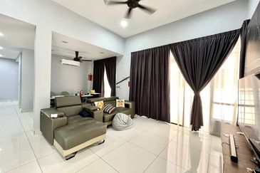 The Canal Garden South, Horizon Hills