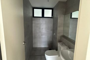 Summit @ Lagoon Residences