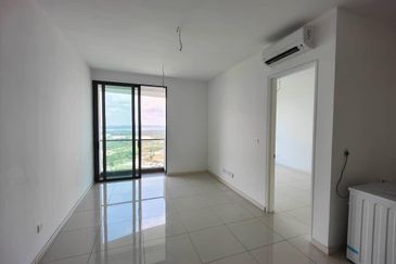 The M @ Medini Macrolink