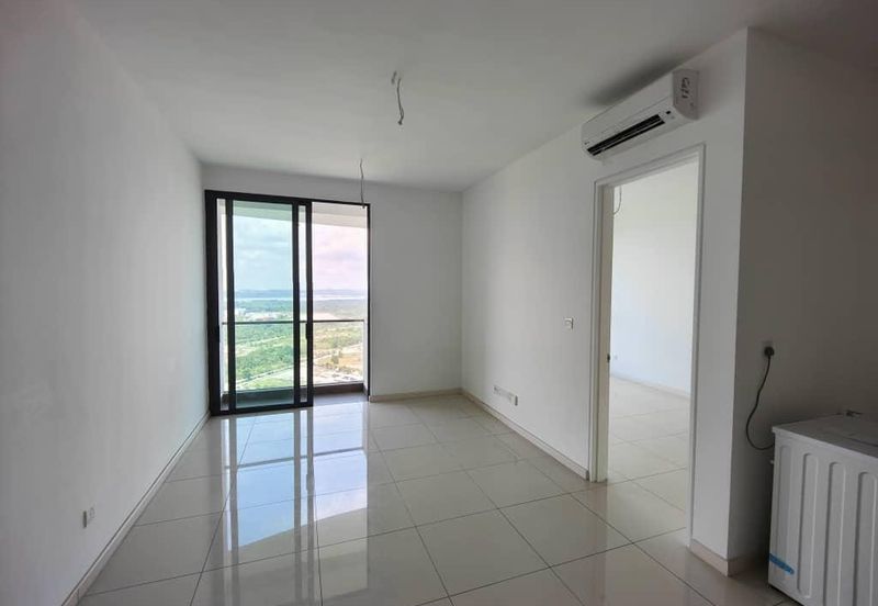 The M @ Medini Macrolink