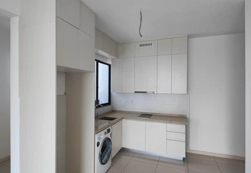 The M @ Medini Macrolink