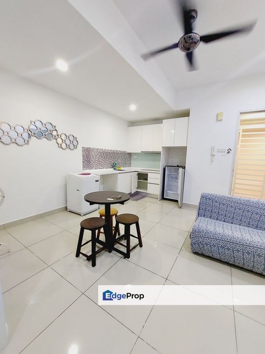 Tropez Residence @ Danga Bay Studio With Balcony For Sale Fully Furnish , Johor, Johor Bahru