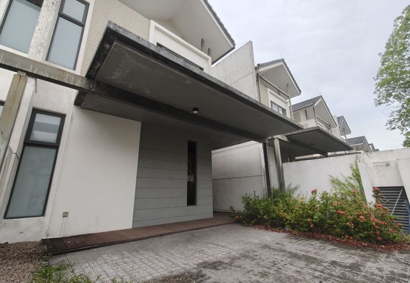 Avira Garden Terraces @ Medini