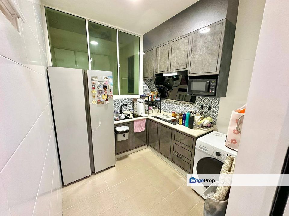 Havona Residence @ Mount Austin Apartment For Sale Fully Furnish Renovated , Johor, Johor Bahru