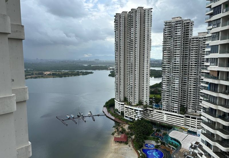 Bay Laurel @ Country Garden Danga Bay