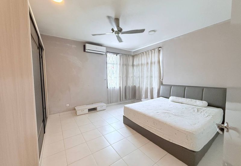 Seri Austin East Zone